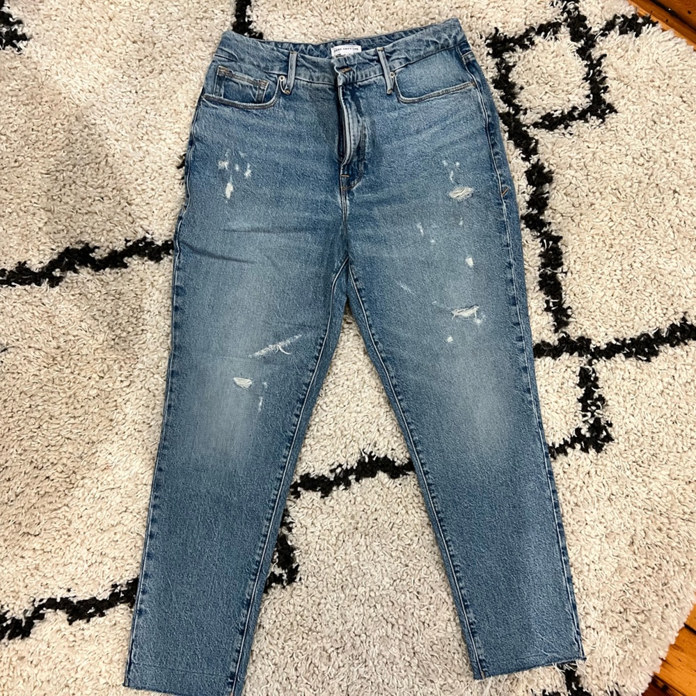 *LIKE NEW* Good American jeans. Size 4/27. Only worn once!